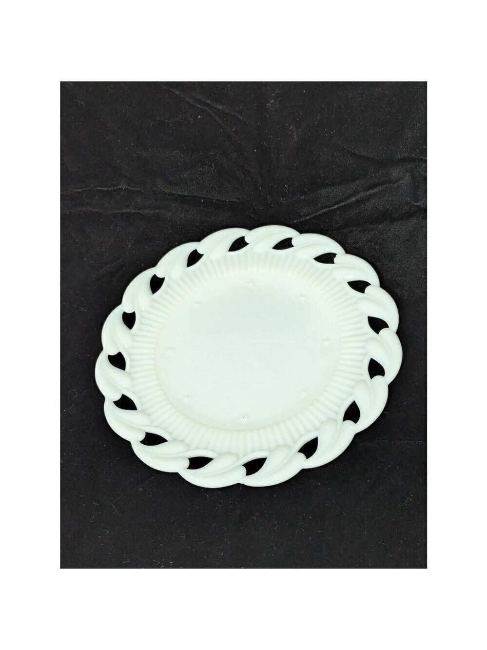Fostoria Wistar Betsy Ross Milk Glass Salad Plate
